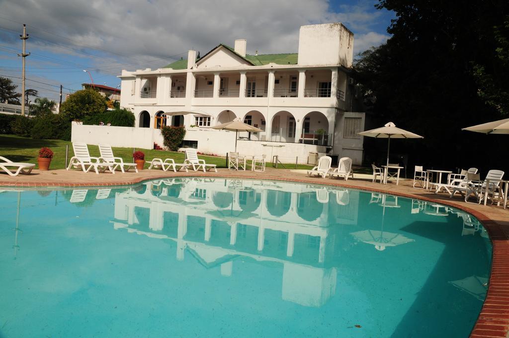 De La Costa 3*